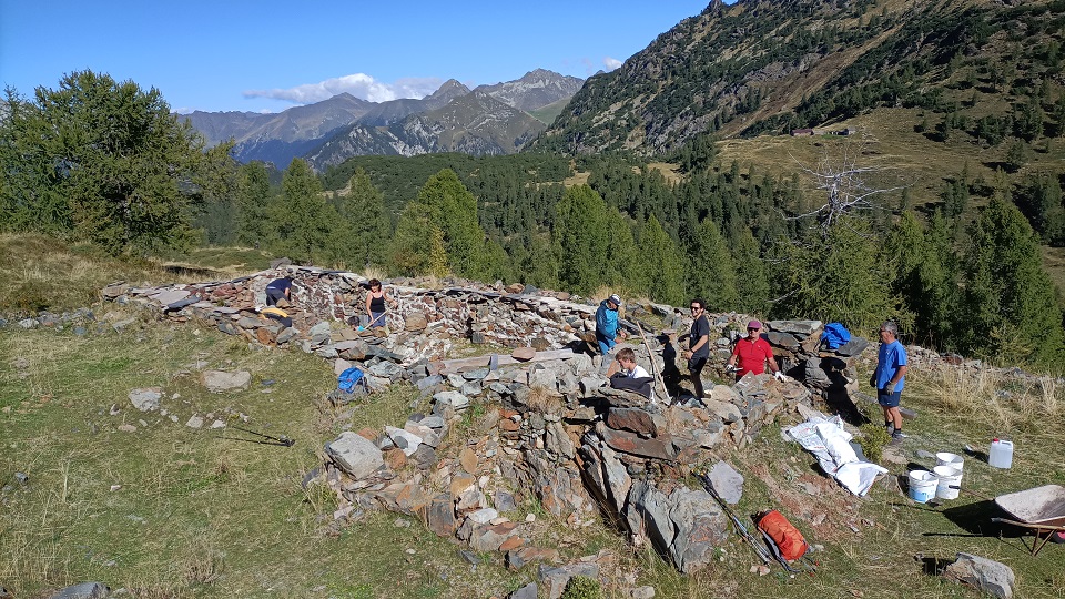 vecchio rifugio laghi gemelli - La Voce delle Valli