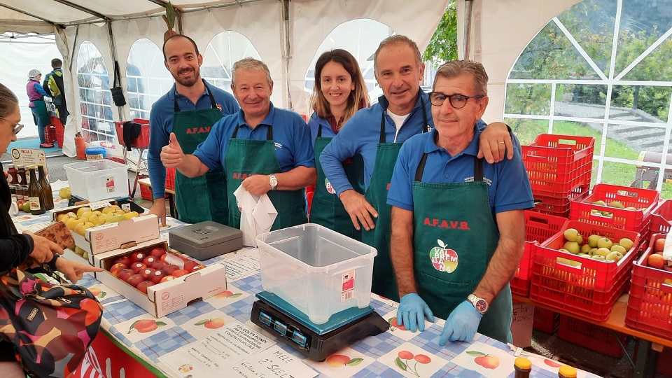 festa mela moio de calvi 2 - La Voce delle Valli